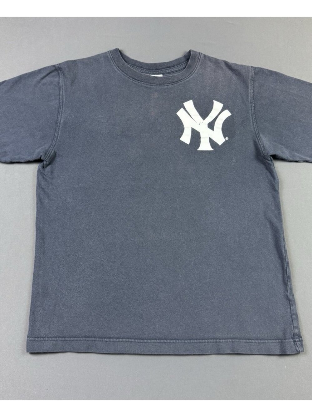 Rare Vintage Y2K New York Yankees Derek Jeter MLB Baseball Sun Fade Youth Large
